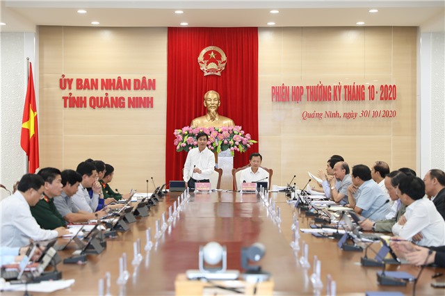 UBND tỉnh họp thường kỳ tháng 10