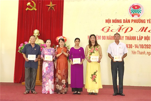Hội Nông dân phường Yên Thanh: Gặp mặt kỷ niệm 90 năm ngày thành lập Hội Nông dân Việt Nam
