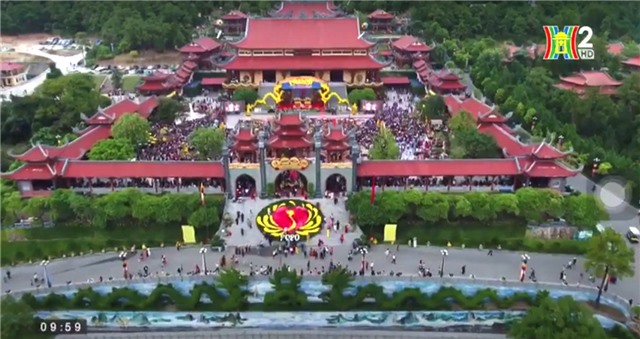 Lễ hội Hoa Cúc chùa Ba Vàng năm 2020