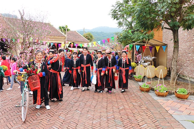 Uông Bí vào cao điểm du lịch thu