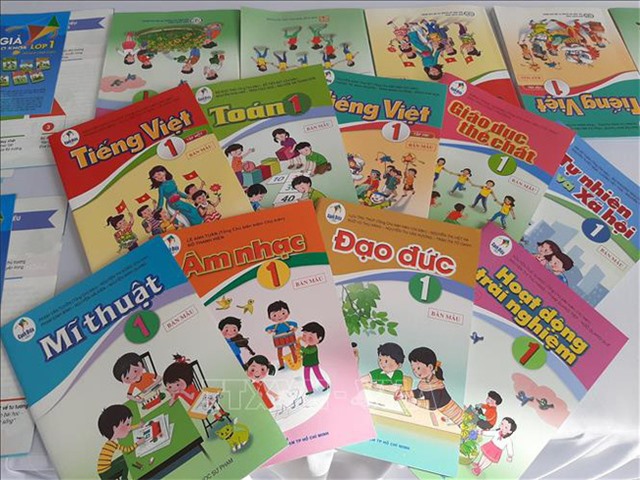 Quốc hội yêu cầu tăng cường kiểm soát chất lượng, hiệu quả biên soạn, thẩm định SGK