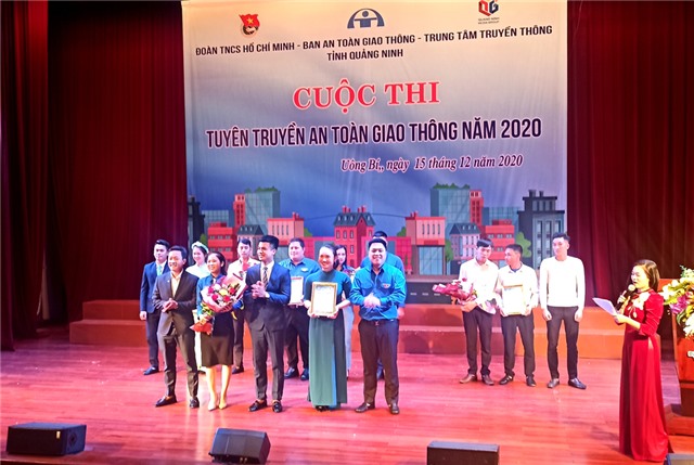 Sôi nổi cuộc thi Tuyên truyền An toàn giao thông trên sóng truyền hình tỉnh Quảng Ninh năm 2020 - cụm thi số 2