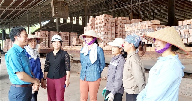 LĐLĐ TP Uông Bí: Chăm lo, bảo vệ người lao động