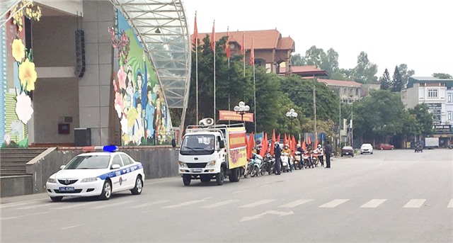 Xuống đường hưởng ứng tháng hành động quốc gia về dân số và Ngày dân số Việt Nam 