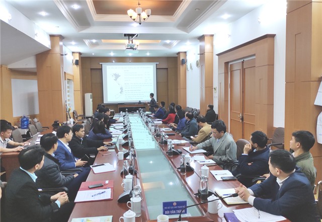 Làm việc với đơn vị tư vấn nghiên cứu trồng thử nghiệm cây Macca trên địa bàn thành phố