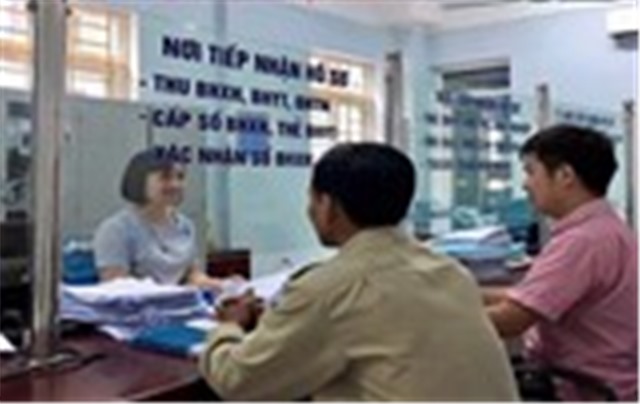 Gần 15 năm làm nghề nặng nhọc, độc hại đã đủ điều kiện về hưu?