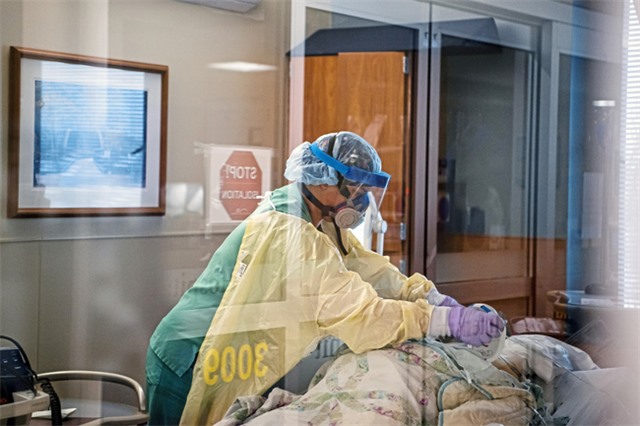 Hơn 82,1 triệu ca mắc COVID-19 trên toàn cầu, châu Âu vẫn là tâm dịch của thế giới