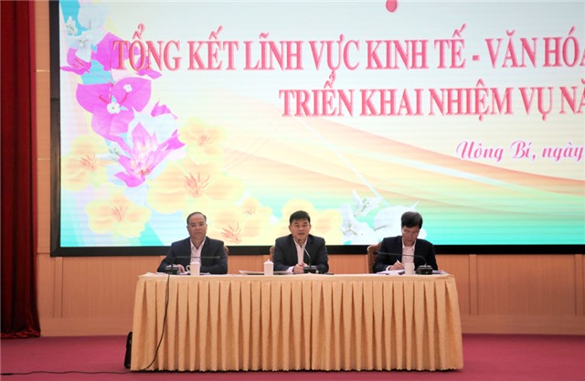 Tổng kết lĩnh vực kinh tế - xã hội năm 2020, triển khai nhiệm vụ năm 2021