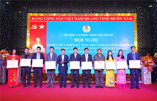 LĐLĐ thành phố sơ kết giữa nhiệm kỳ Đại hội công đoàn thành phố nhiệm kỳ 2017-2022