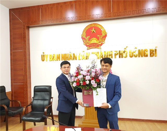TP Uông Bí: trao quyết định bổ nhiệm Trưởng phòng Tài nguyên và Môi trường