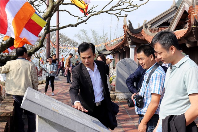 Các báo Đảng - Đài PTTH các tỉnh phía Bắc tham quan Yên Tử