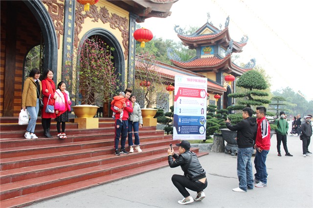 Chùa Ba Vàng thực hiện nghiêm chỉ đạo của T.Ư, tỉnh và địa phương trong tổ chức lễ hội