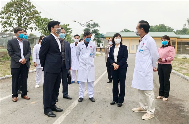 Đoàn công tác của tỉnh kiểm tra công tác kiểm soát, cách ly phòng chống dịch nCoV tại TP Uông Bí 