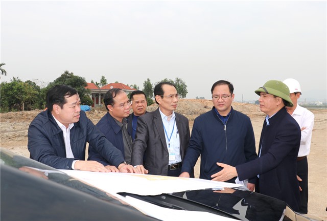 Bí thư Thành ủy Trần Văn Lâm kiểm tra công tác GPMB các dự án 