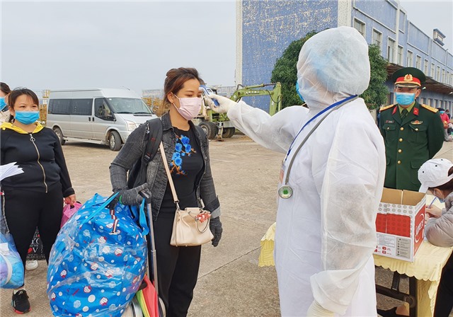 Trường Quân sự tỉnh tiếp nhận 73 công dân đang cách ly tại TP Móng Cái