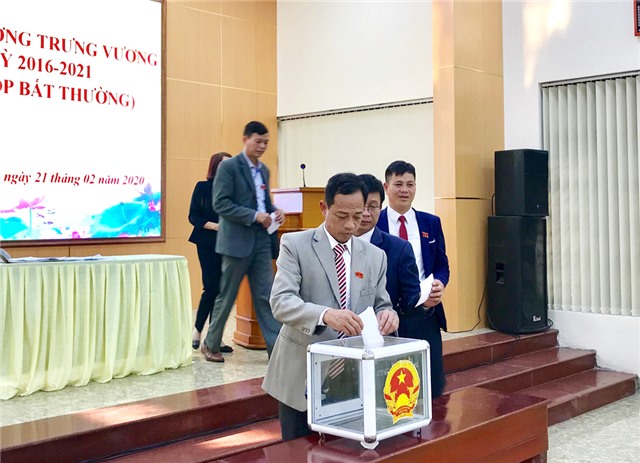Họp HĐND phường Trưng Vương khóa I, nhiệm kỳ 2016-2021