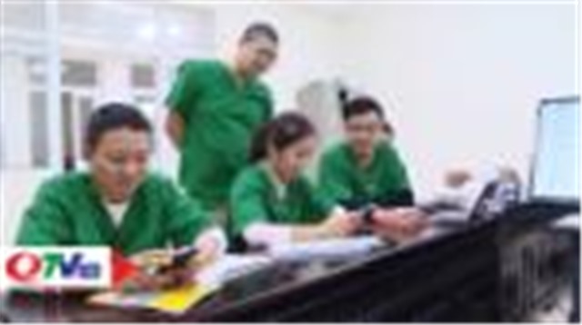 Những y bác sĩ tại Bệnh viện cách ly đặc biệt TP Móng Cái