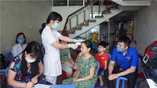 Chuyển trạng thái chống dịch