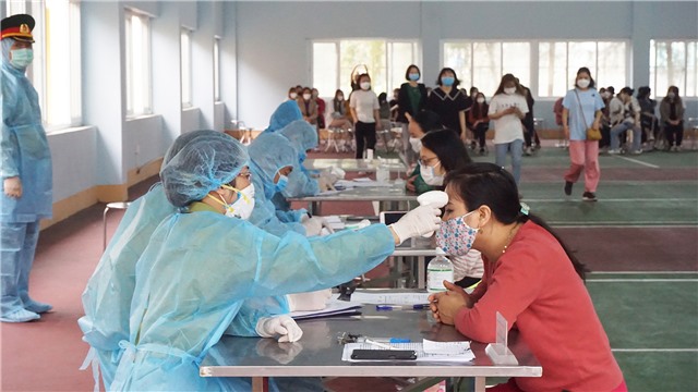 Cách ly, chăm sóc tốt sức khỏe công dân trở về từ Hàn Quốc