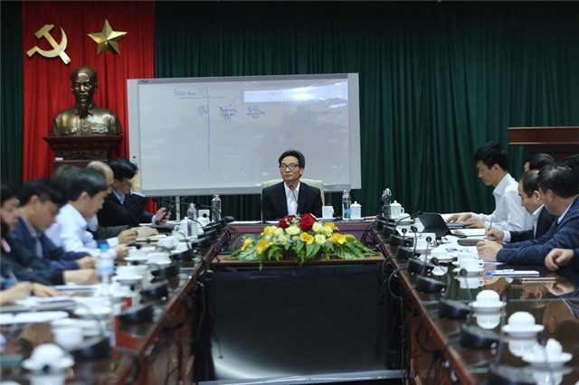 Phó Thủ tướng Vũ Đức Đam: "Phải ngăn chặn Covid-19 từ hàng trăm ngả"