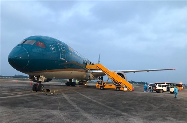 Sân bay Vân Đồn đón chuyến bay đầu tiên từ Nga