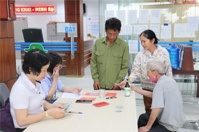 TP Uông Bí: Chi hơn 1,2 tỷ đồng hỗ trợ hộ nghèo, cận nghèo bị ảnh hưởng do dịch Covid-19