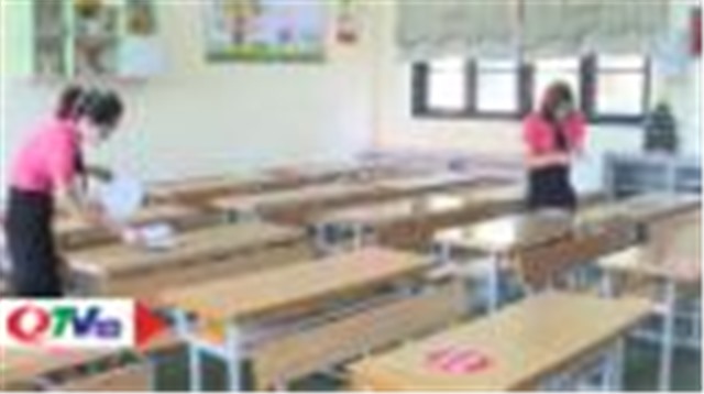 Ngày 4/5, học sinh, sinh viên Quảng Ninh đi học trở lại
