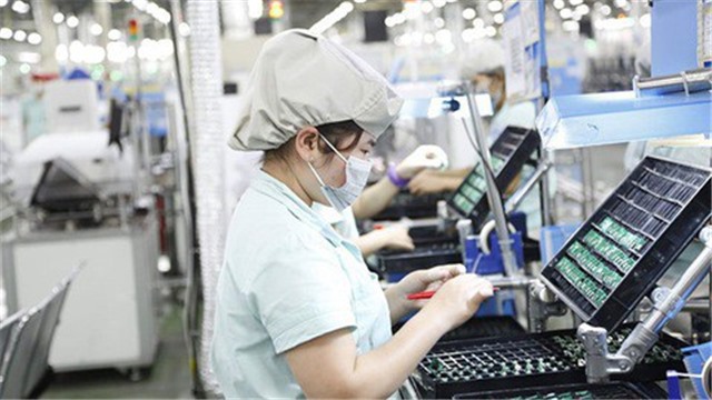 Gần 14 tỷ vốn FDI vẫn đổ vào Việt Nam giữa đại dịch COVID-19