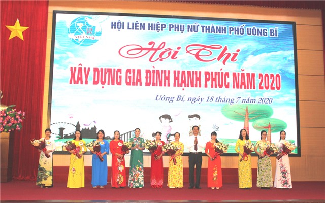 Hội thi “Xây dựng gia đình hạnh phúc” 