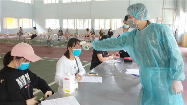 Cảnh giác, quyết liệt chống dịch