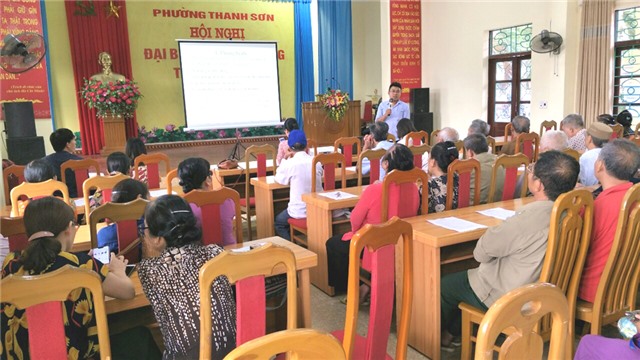 Phường Thanh Sơn: Tập huấn kỹ thuật phòng chống dịch bệnh gia súc, gia cầm, kỹ thuật trồng, chăm sóc cây ăn quả cho nông dân