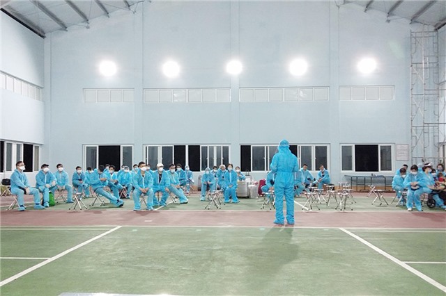 Trung đoàn 244: Tiếp nhận cách ly 41 công dân Việt Nam trở về từ Nga