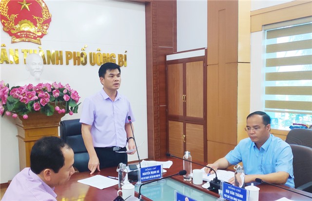 UBND thành phố giao ban thường kỳ tháng 8