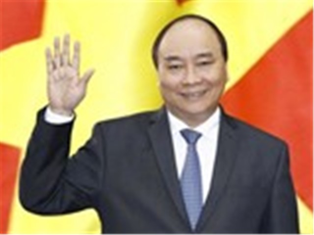 Thủ tướng gửi thư khen, động viên các chiến sĩ áo trắng