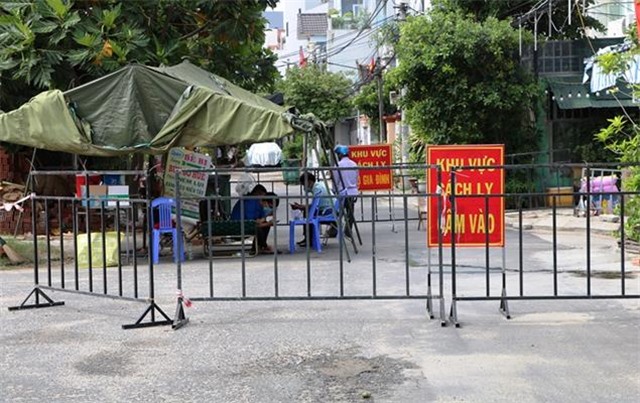 Ca mắc mới ở Hải Dương sốt cao nhiều ngày, chỉ đi lại bằng xe riêng của gia đình