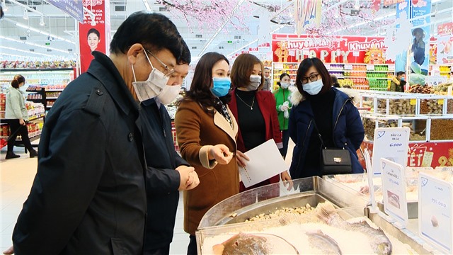 Đảm bảo nguồn hàng, bình ổn giá cả thị trường dịp Tết