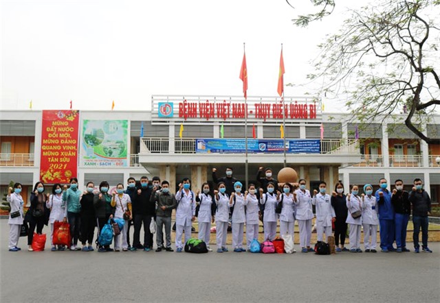 Bệnh viện Việt Nam - Thụy Điển Uông Bí: Tiếp tục tăng cường, chi viện cho công tác chống dịch tại Thị xã Đông Triều 