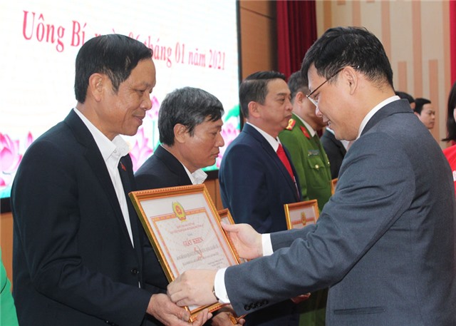 Ban Chấp hành Đảng bộ TP Uông Bí: Tổng kết công tác năm 2020, triển khai nhiệm vụ năm 2021