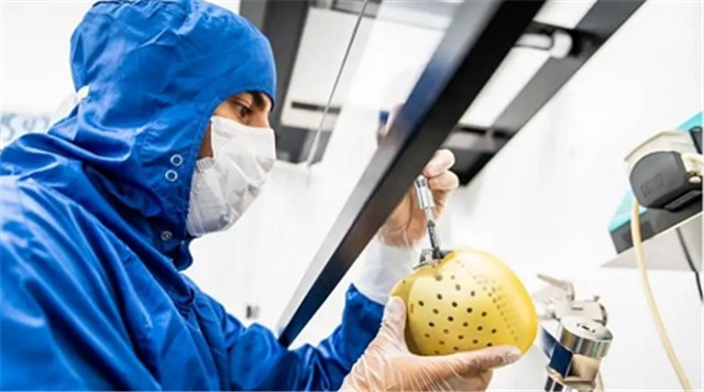 Tim nhân tạo sắp được bán tại châu Âu