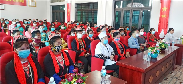 Hội LHPN xã Thượng Yên Công: Tuyên truyền chăm sóc sức khoẻ sinh sản và phòng chống bạo lực gia đình