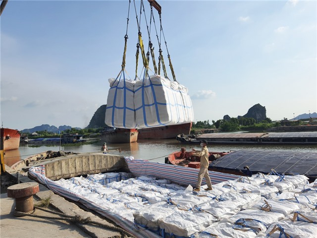 TP Uông Bí: Siết chặt kiểm soát cảng, bến thủy