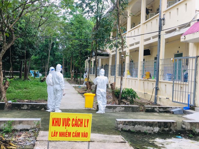 Điểm nóng dịch bệnh Bỉm Sơn, Thanh Hóa: Đã có 37 học sinh và giáo viên dương tính với SARS-CoV-2