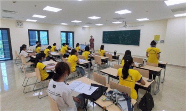 Năm học mới tại Trường Đại học Hạ Long