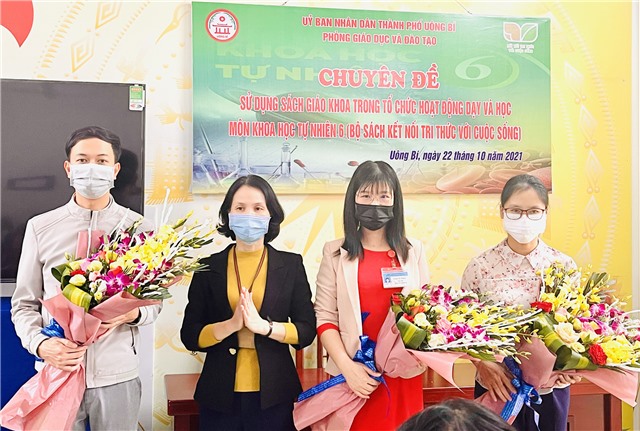 Hội nghị chuyên đề sử dụng sách giáo khoa trong dạy và học môn khoa học tự nhiên 6 