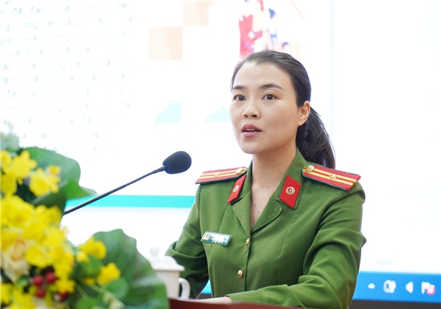 Tuyên truyền, phổ biến pháp luật hưởng ứng ngày Pháp Luật nước CHXHCN Việt Nam 9/11