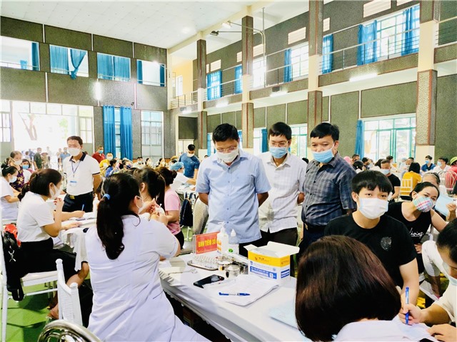 Tuyệt đối không chủ quan dù đã tiêm đủ 2 mũi vắc xin phòng Covid 19