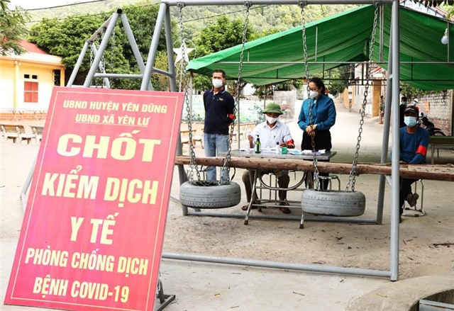 Dịch bệnh diễn biến phức tạp, Bắc Giang tính chuyện cách ly F0 tại nhà