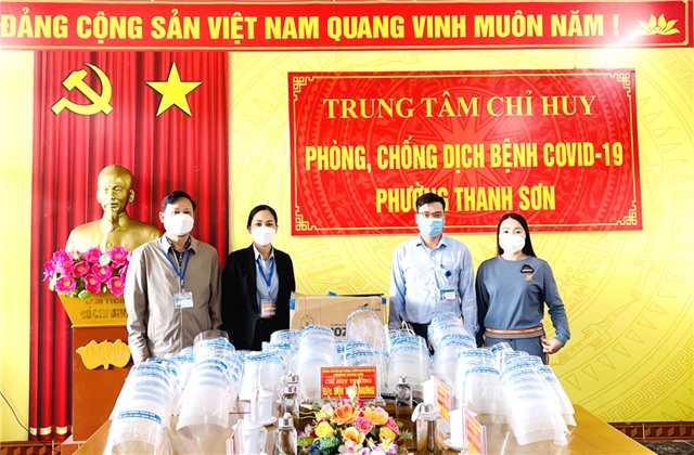 Phụ nữ phường Thanh Sơn: Phát huy vai trò trong phòng, chống dịch Covid-19