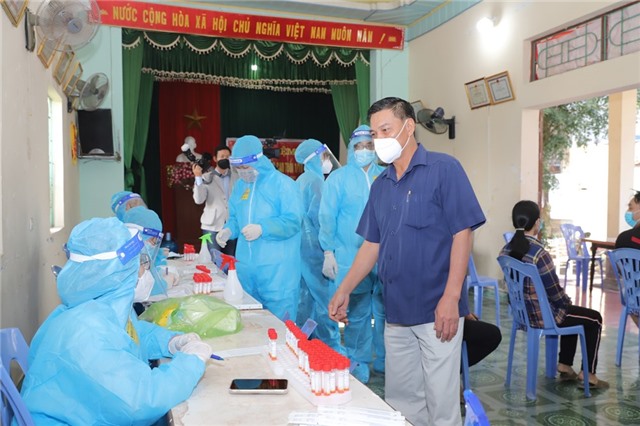 Dịch bệnh diễn biến hết sức phức tạp, Hải Phòng cấp bách ứng phó