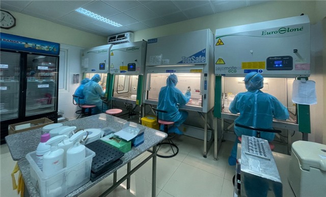 Ghi nhận 41 F0, TP Uông Bí tính phương án giảm tải điều trị F0 tại bệnh viện trên địa bàn